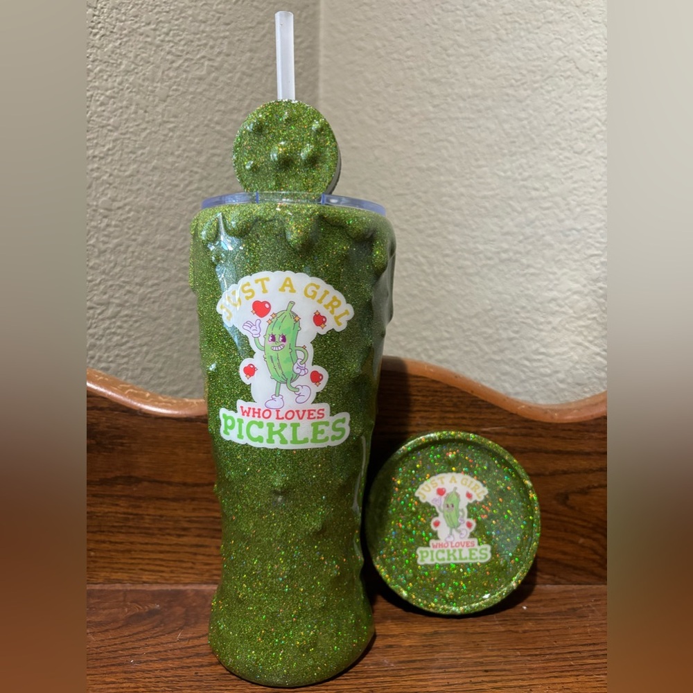 Custom Pickle tumbler set